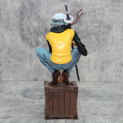 One Piece Anime Figure Squatting Trafalgar D. Water Law (21 CM)