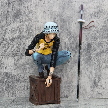 One Piece Anime Figure Squatting Trafalgar D. Water Law (21 CM)