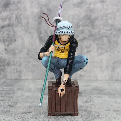 One Piece Anime Figure Squatting Trafalgar D. Water Law (21 CM)